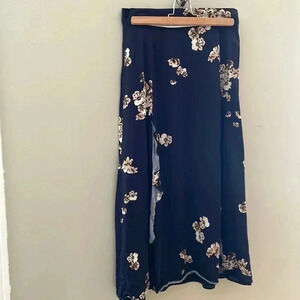 [2]Aritzia Little Moon Floral print Dark  Blue Viscose Skirt